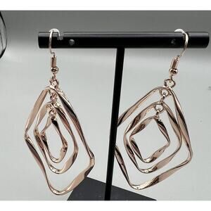 Jewelry Earrings Dangle 2.5" Gold Tone 3 Layers Twisted Teardrop Fish Hook